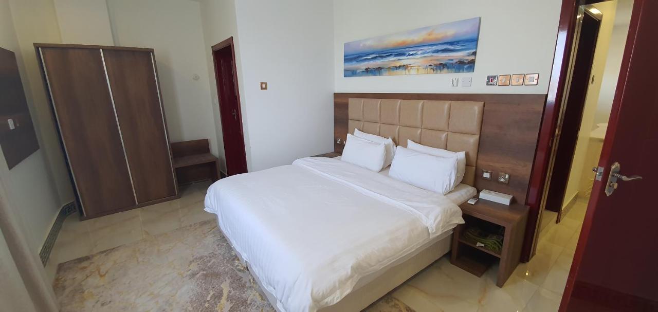 Al Deafah Hotel Apartment الضيافة للشقق الفندقية Al Buraimi Eksteriør bilde