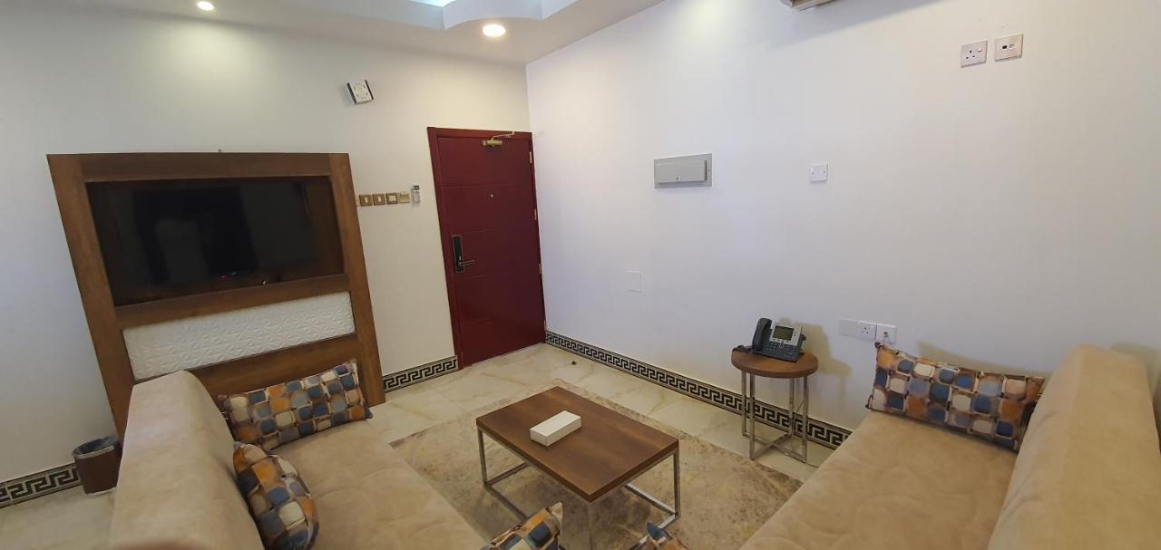 Al Deafah Hotel Apartment الضيافة للشقق الفندقية Al Buraimi Eksteriør bilde
