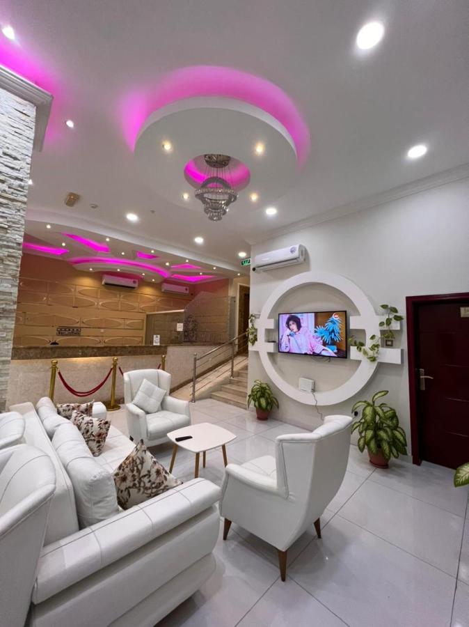 Al Deafah Hotel Apartment الضيافة للشقق الفندقية Al Buraimi Eksteriør bilde