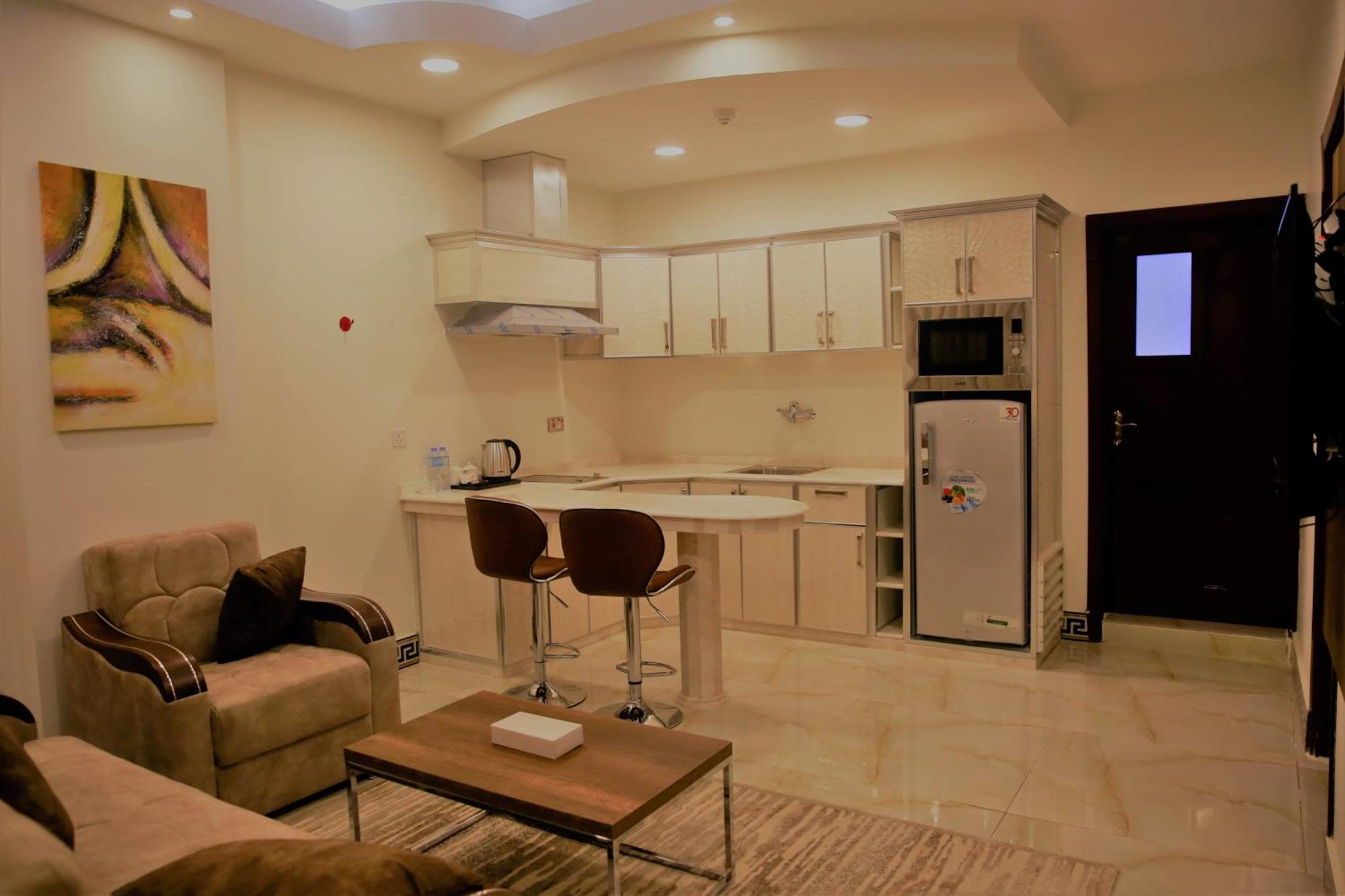 Al Deafah Hotel Apartment الضيافة للشقق الفندقية Al Buraimi Eksteriør bilde